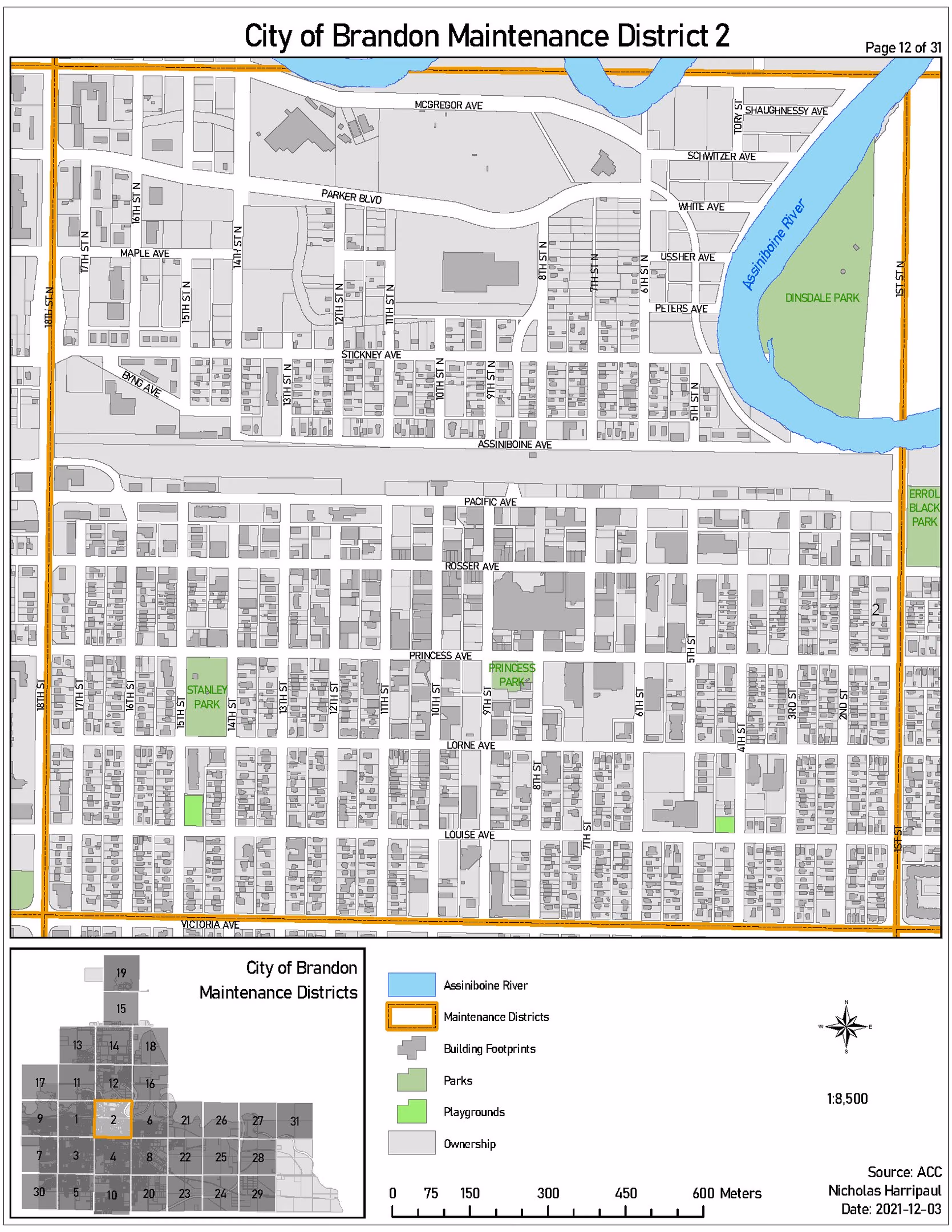 Mapbook sheet highlighting maintenance district 2 within a numbered grid of 31 districts, with parks and playgrounds picked out in green over a greyed ownership basemap.